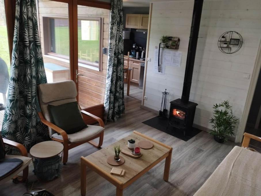Gite N°4, En Pleine Nature, Frontalier Signy-le-Petit Bagian luar foto